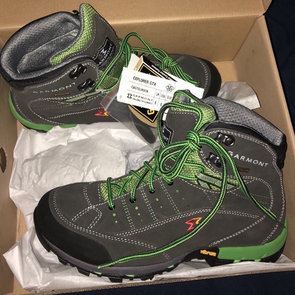 Shoes - hiking boots